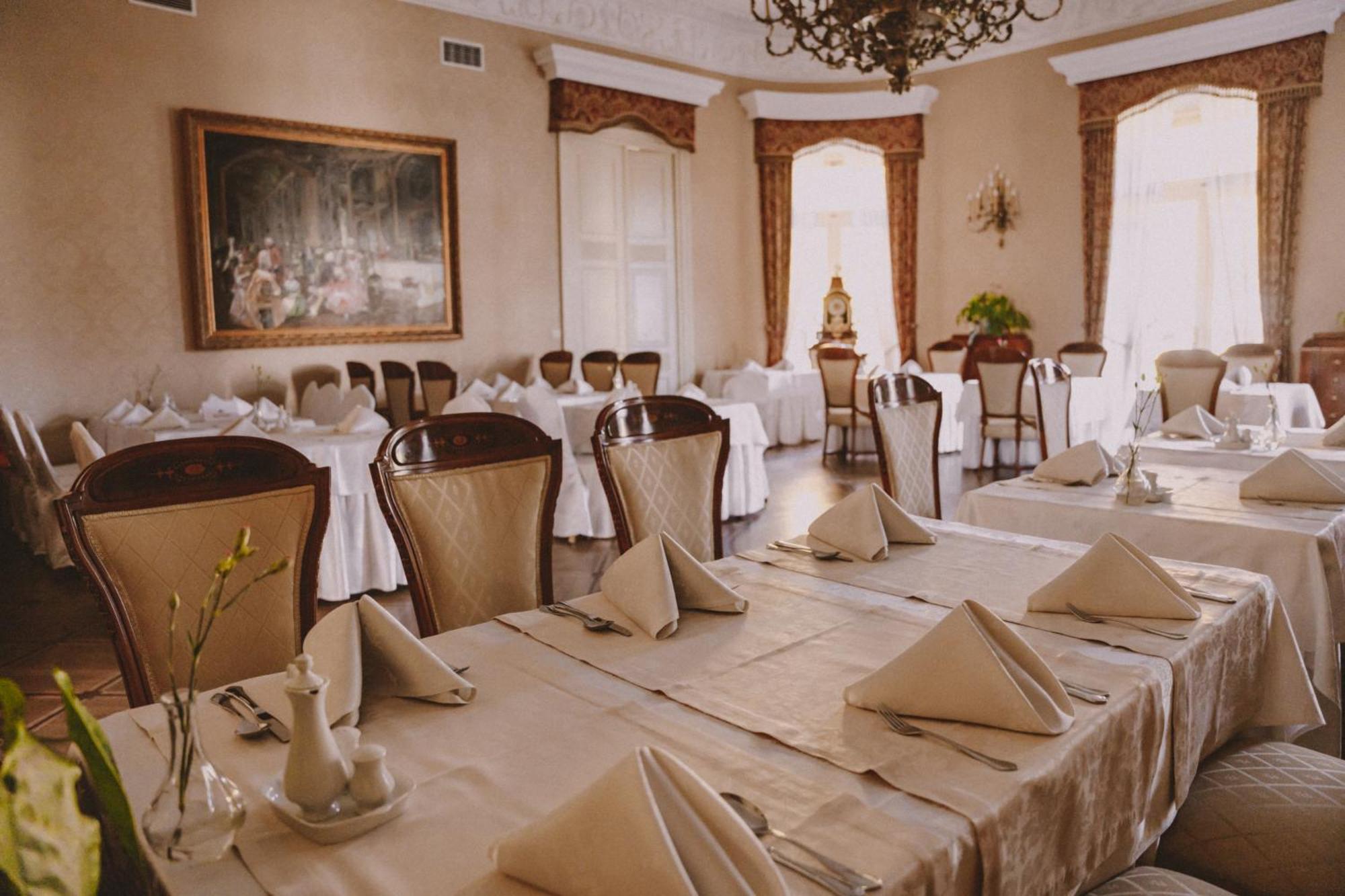 Palac Zelechow Spa & Wellness Eksteriør bilde