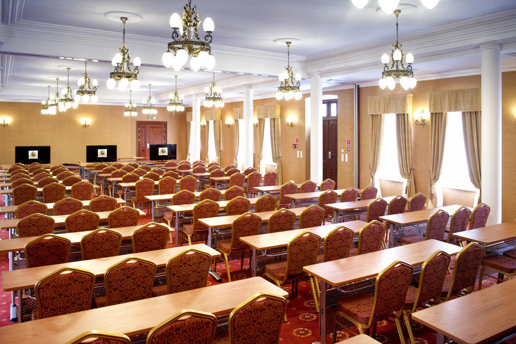 Palac Zelechow Spa & Wellness Eksteriør bilde