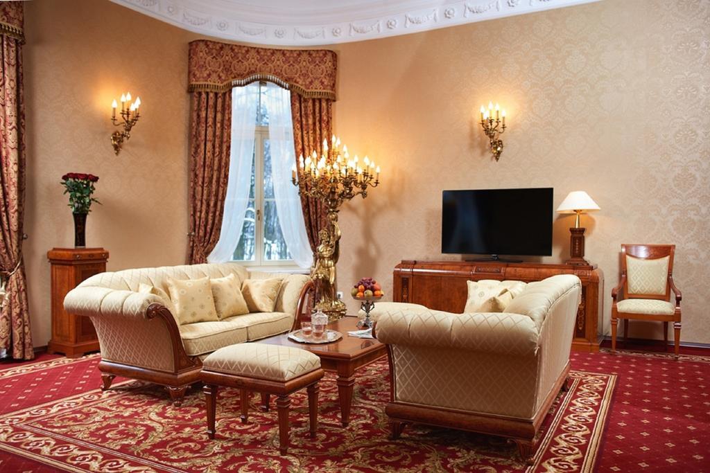 Palac Zelechow Spa & Wellness Eksteriør bilde
