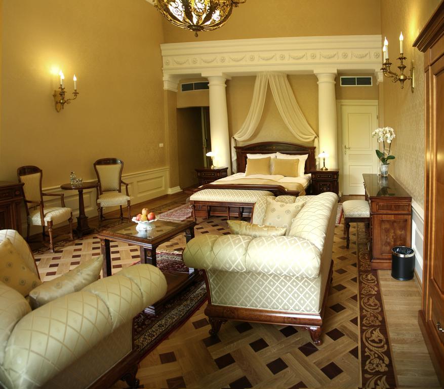 Palac Zelechow Spa & Wellness Eksteriør bilde